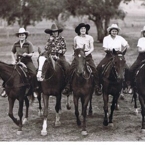 vintage cowgirls